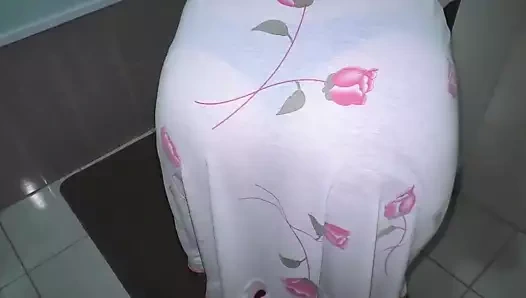 Ben olgun bir milf (orta yaşlı kadin) dokundum ve o anal seks istedi