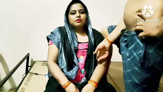 Hintli üvey anne komşu çocuğu sert sikiyor