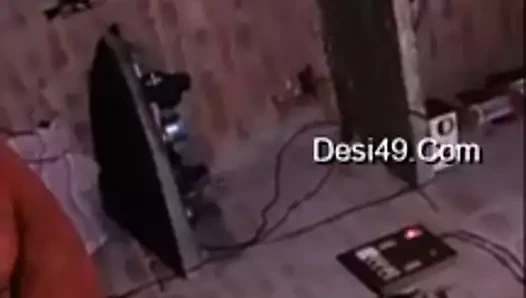 Desi village sıcak şişman yenge doodh