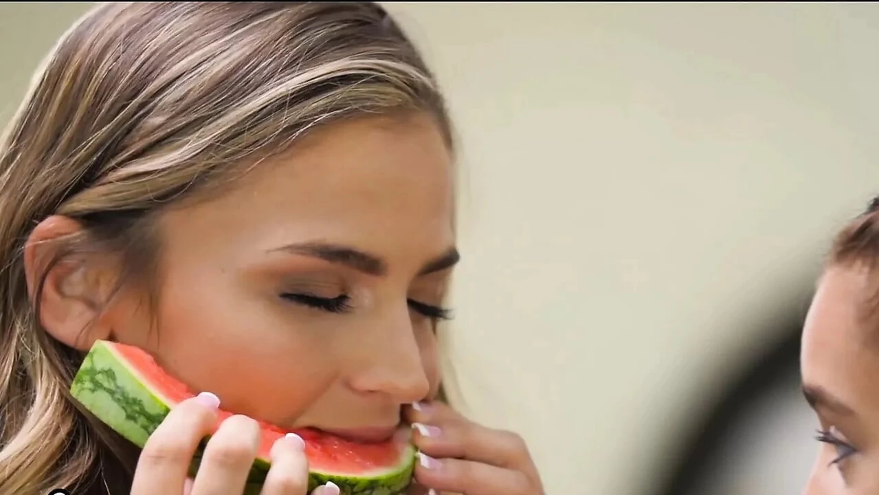 सौतेली मम्मी सबसे अच्छी जानती है - ryan ryans uma jolie - मस्त और रसीली