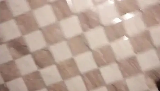 Nisha sert biniyor ve inliyor Hintçe ses