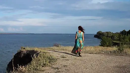 Volga-river'ın üzerinde dik bir şekilde