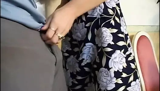 Junge Schlampen auf der Suche nach Orgasmus - Episode 4