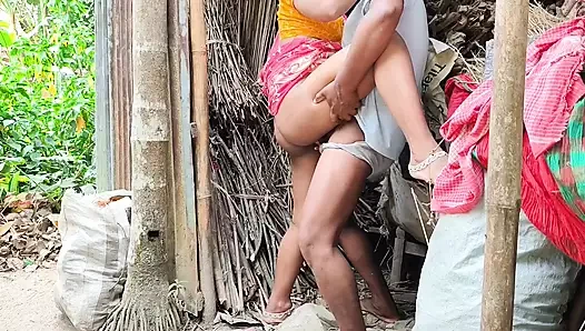 🍓Açık havada yeni ateşli seksi yenge ve ben seks videosu arkadaşımın tadını çıkarıyor