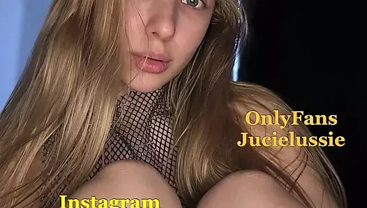 Şimdiye kadar gördüğün en iyi amcığı parmaklıyor