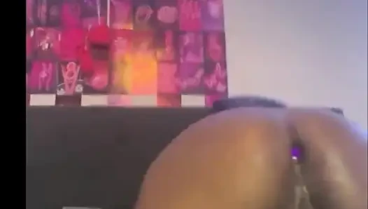 Göt deliğim çok sıkı