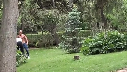 Carla ilk porno filmini yapıyor. en iyi amatör döküm!