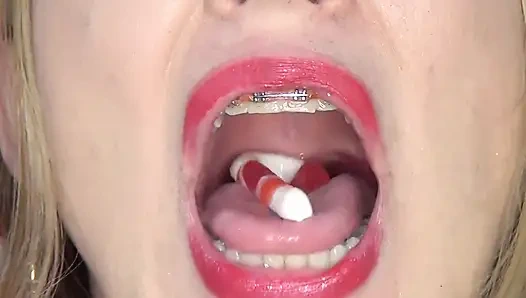 Elsiz Noel Bastonlarını Yutmak