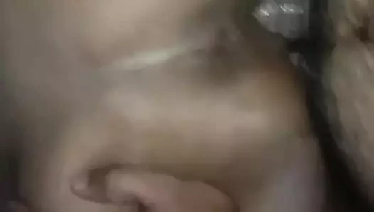 Arkadaşı için prezervatifsiz seks.