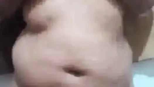 Gel benimle şehvetli ve canlı bir dans et