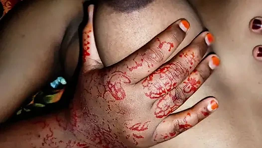 Porno yıldızı anal büyük yaraktan birden fazla pozisyon. Hintli genç kız eskilerden, ağzına boşalıyor. bölüm 1