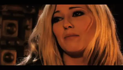 Muhteşem orta yaşlı seksi kadın michelle b döl yemeyi seviyor