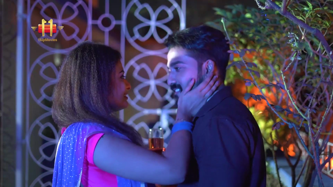 Gali Me Aaj Chand Nikla - New moon arise - full movie