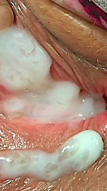 Захватывающий момент из "Лучшего горячего камшота, подборка, порно видео черного члена дрочит и кончает на SSBBW большой толстый"