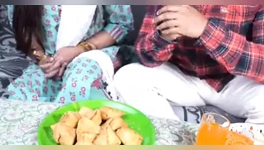 Priya chudi apne hone waley pati sy tam garam chudai net Hintçe ses