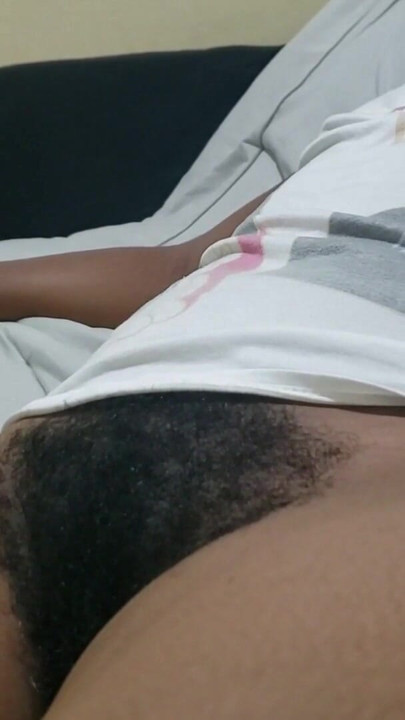 Süper seksi orta yaşlı seksi kadın samimi ve şehvetli bir sahnede kendine güvenen kıvrımlar, olgun çekici ve büyüleyici enerji gösteriyor | Klip 1
