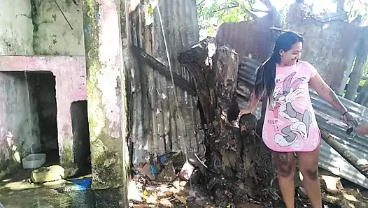 Sevgilimle doğayla çevrili olmaktan daha lezzetli bir şey yok