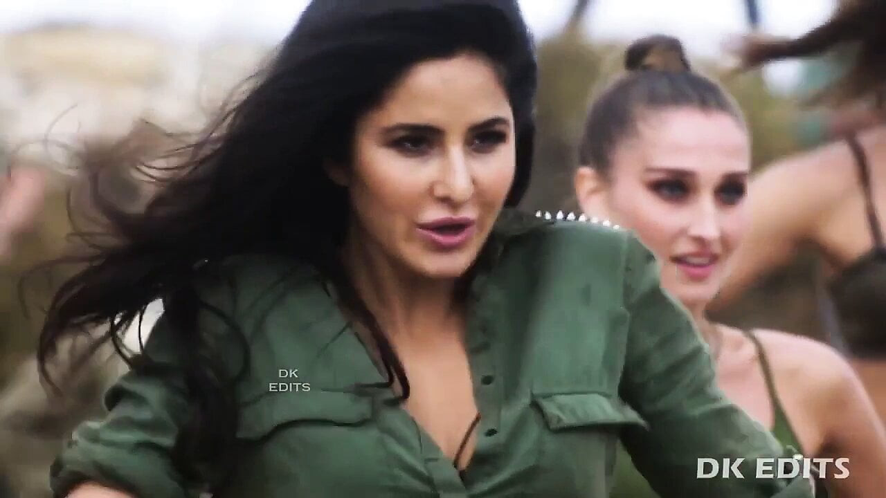 Katrina kaif yağma ke swagat sıcak uyluk