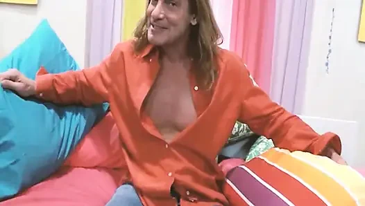 Şehvetli latinler iç çamaşırlı sahne 3_hot latin kaslı arkadaşıyla sert seks yapıyor