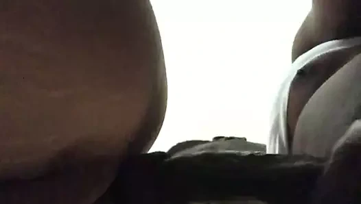 benim pawg arkadaşım vurma