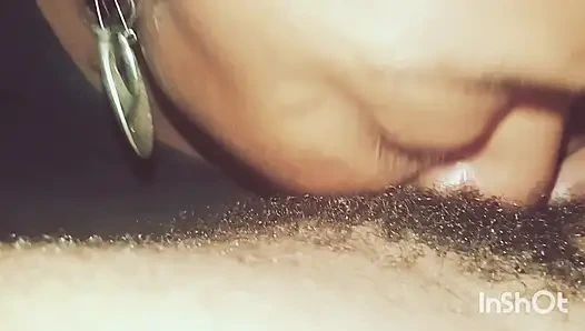 Otobüse binene kadar boğazını istediğim gibi kullanıyorum!