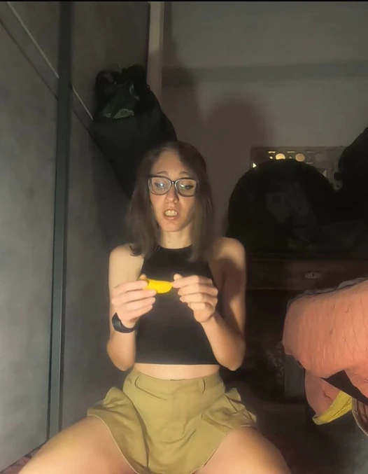 Küçük muzunuz beni tatmin etmiyor!