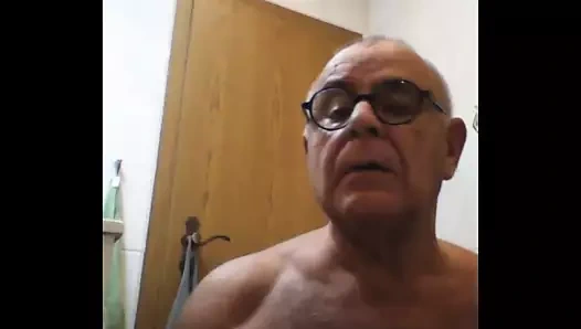 Dede çıplak tıraş zamanı