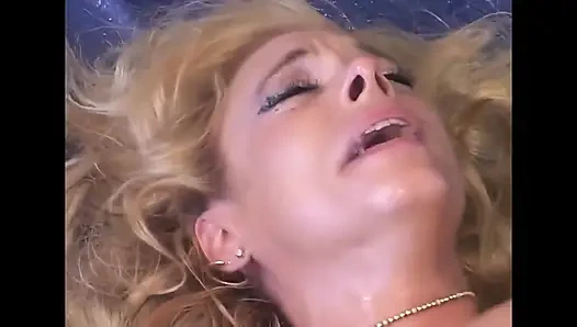 Ateşli orta yaşlı seksi kadın edepsiz hikayeleri bölüm#05