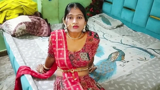 Empty house fun: Shower time with my beautiful