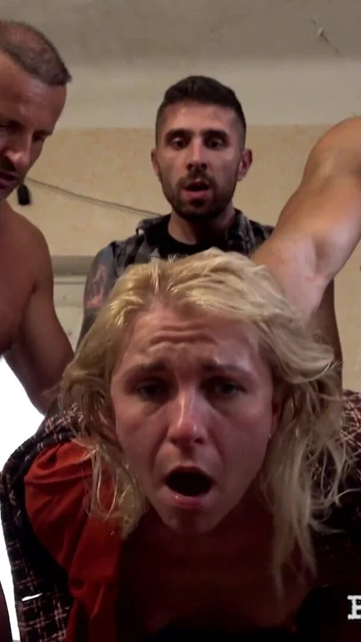 Sınıf sonrası kargaşa (sapık aile) | Klip 1