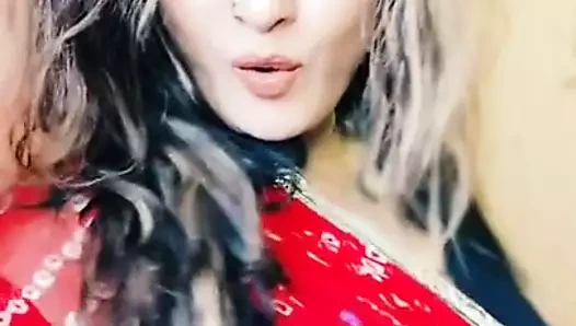 Bangladeşli sıcak aunty ola ola