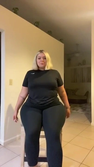 Bacon sarışın anal kalınlık 01