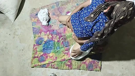 Hintli köylü seksi sevimli ateşli vücutlu kız