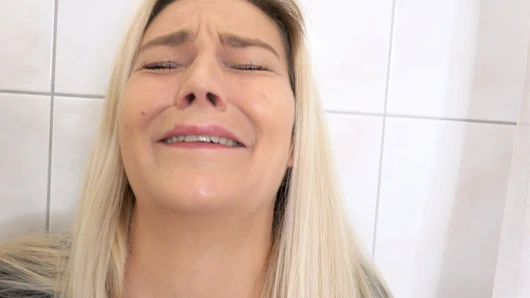 Neden sikişirken böyle bir orgazm olamıyor?