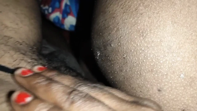 Hintli kadının videosu burada.