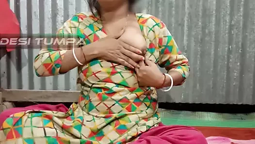 Desi tumpa yenge onu büyük beyaz göğüsler ve kremsi sıkı kedi gösterir zaman kocası değil içinde the oda