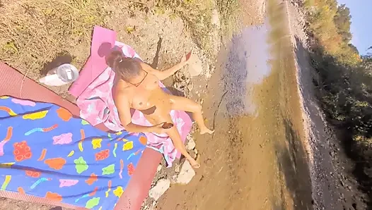 I can't believe friends wife got naked and let me cum in her ass on camping trip while husband was out fishing