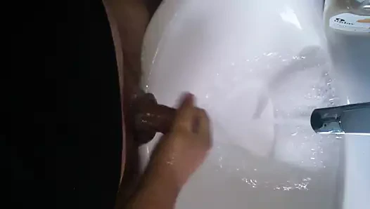 Ben waschbecken wixen