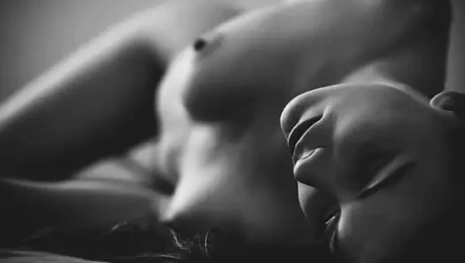 Tek renkli 3405'te şehvetli yansımalar