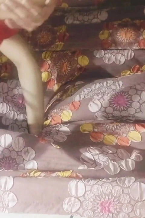 Ben ve üvey kızım hızlı seks yaparken eğlendik