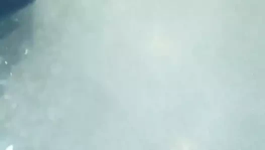 Ev deposunda kalın kalçalar