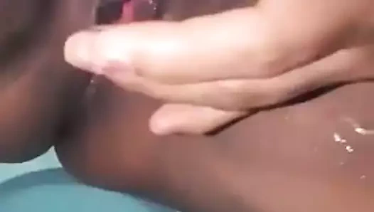 karısı evde işemek