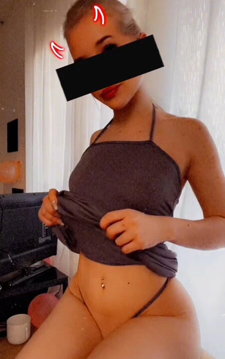 Do you like my new dress? 💦