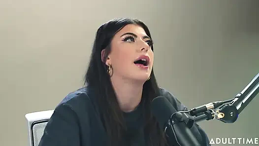 Gal ritchie: spiegler kız ve hentai sevgilisi | Adult Time Podcast