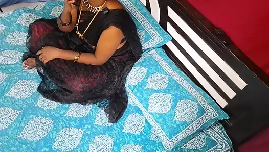 Hintli Üvey Anne Seks Zevki Için Oğlanı Baştan Çıkarıyor