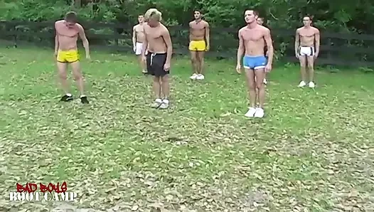 Badboysbootcamp zack daniels ve lance uzun doğrama odunu sonra birbirlerinin lezzetli yaraklarının tadına bakıyor
