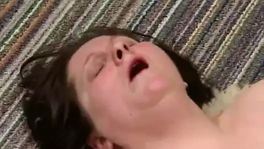 Busty anneanne gets yaraklı aşağı