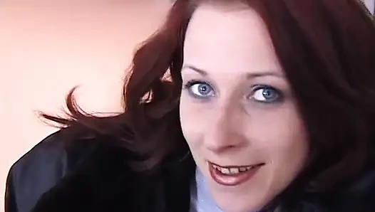 Kızıl saçlı hatun bakış açısıyla oyuncu seçmelerinde domaltılıyor