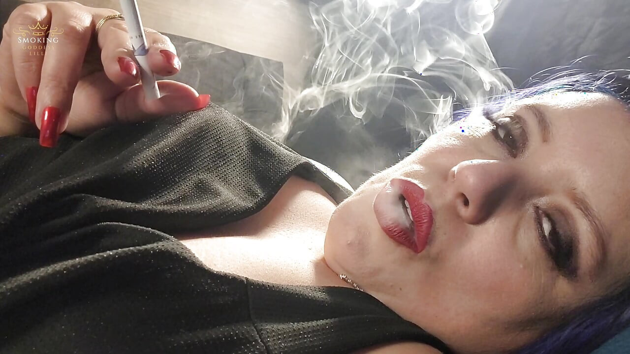 Sgl027 - Smoking in My Bed