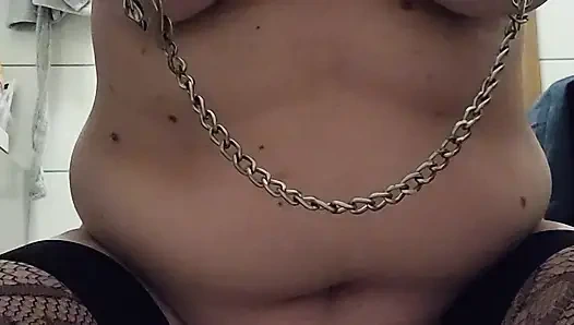 Asa ile yoğun dildo binme seansı, orgazmla bitiyor